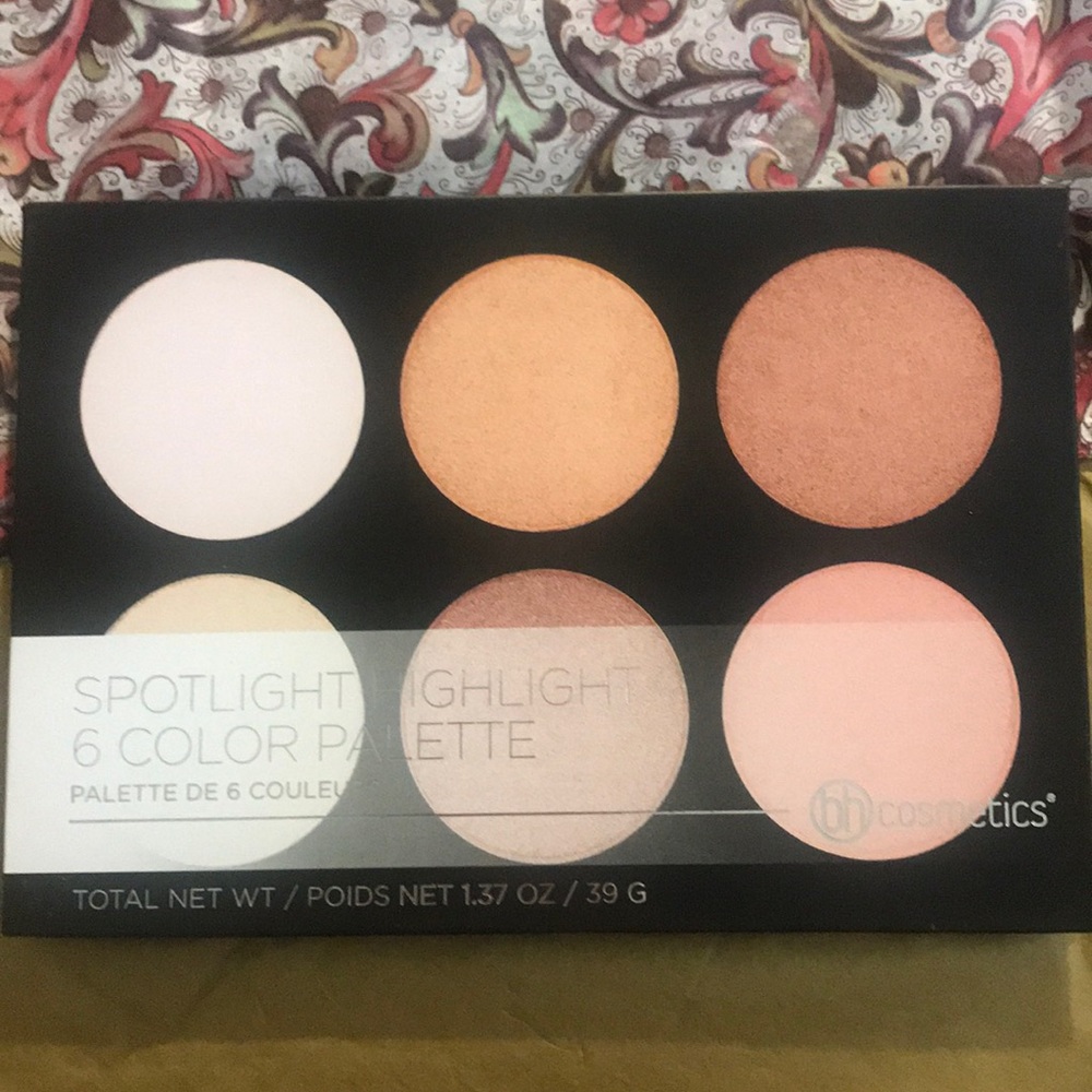🛍BH Cosmetics Highlighting Pallet🛍